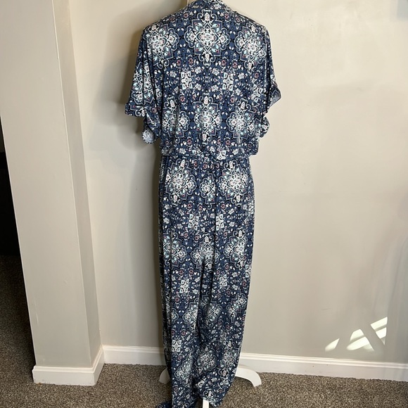 STYLE & CO. (NWT) FLORAL ROMPER - Picture 5 of 9